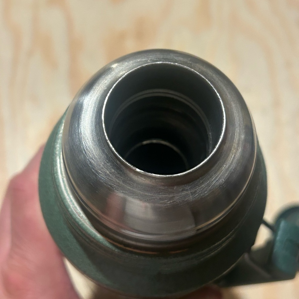 Vtg Aladdin Stanley Green Steel Thermos 1 Quart A-944DH Insulated Made in USA - Picture 12 of 12